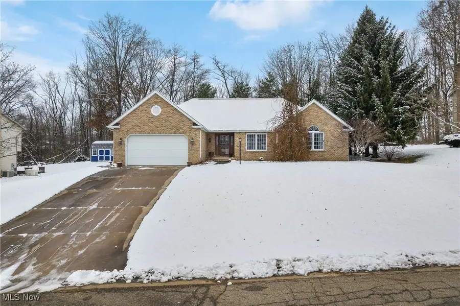 8779 Glenarden Nw Circle, Massillon, OH 44646 - Image #2