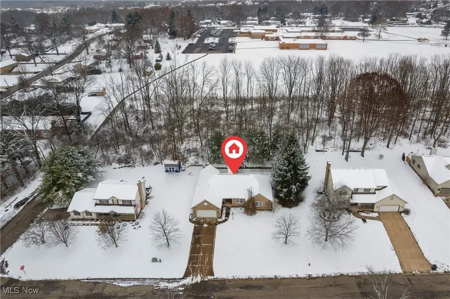 8779 Glenarden Nw Circle, Massillon, OH 44646 - Image #3