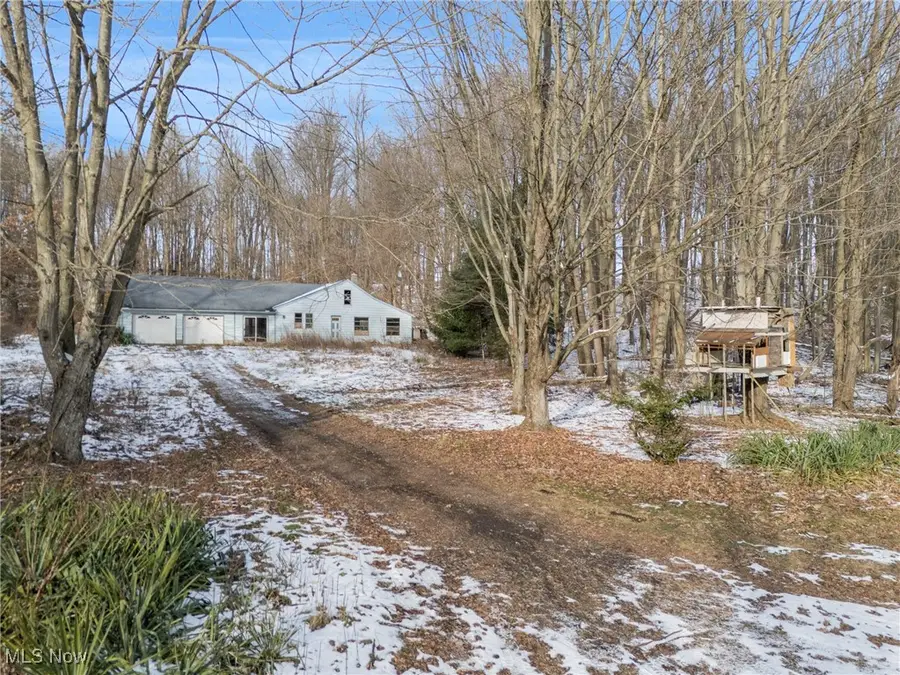 5334 Maplegrove Avenue, Louisville, OH 44641 - Image #2