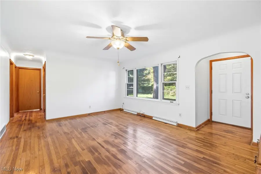 5479 E Heisley Road, Mentor, OH 44060 - Image #2