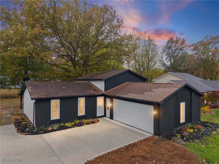 1423 Narragansett Boulevard, Lorain, OH 44053 - Image #2