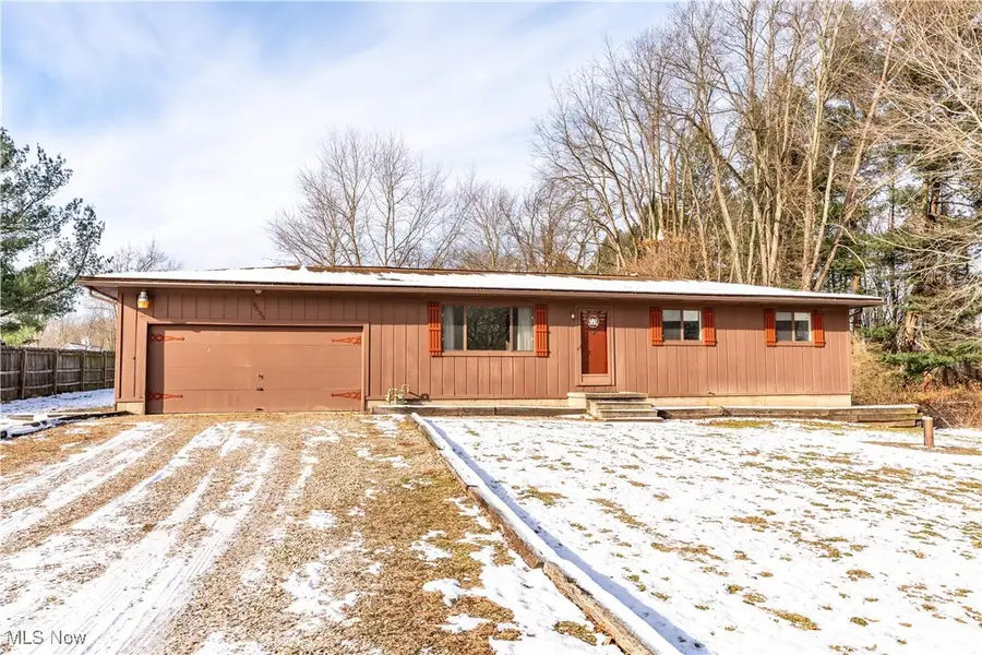 8695 Lansdale Nw Avenue, North Canton, OH 44720 - Image #2