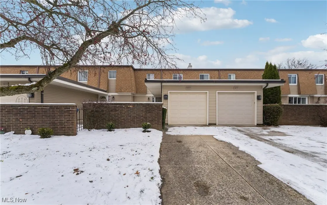 26523 Sussex Drive, Olmsted Falls, OH 44138 - Image #1