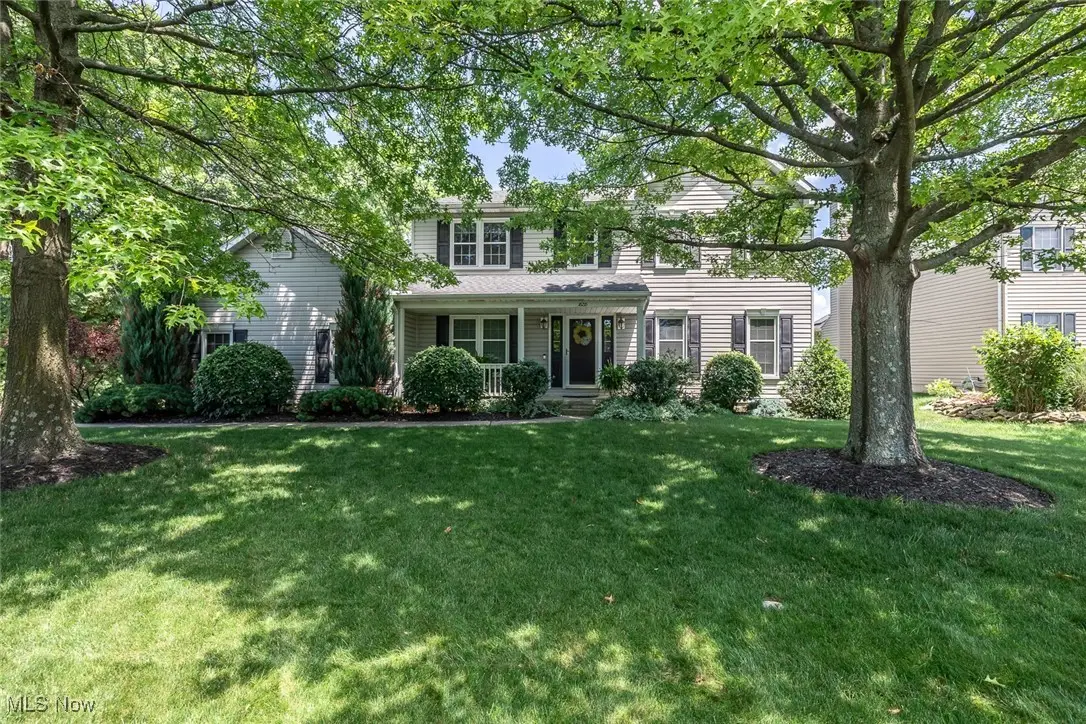 16216 Acacia Drive, Strongsville, OH 44136 - Image #1