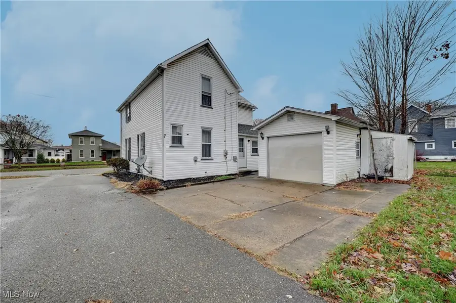 322 E 4th Street, Dover, OH 44622 - Image #3