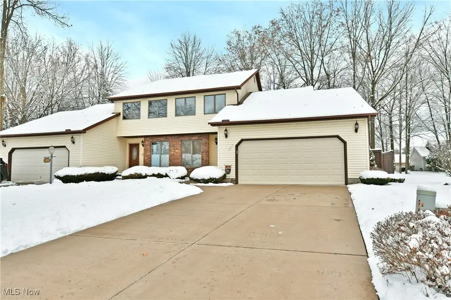 111 Emerald Lane, Cortland, OH 44410 - Image #2