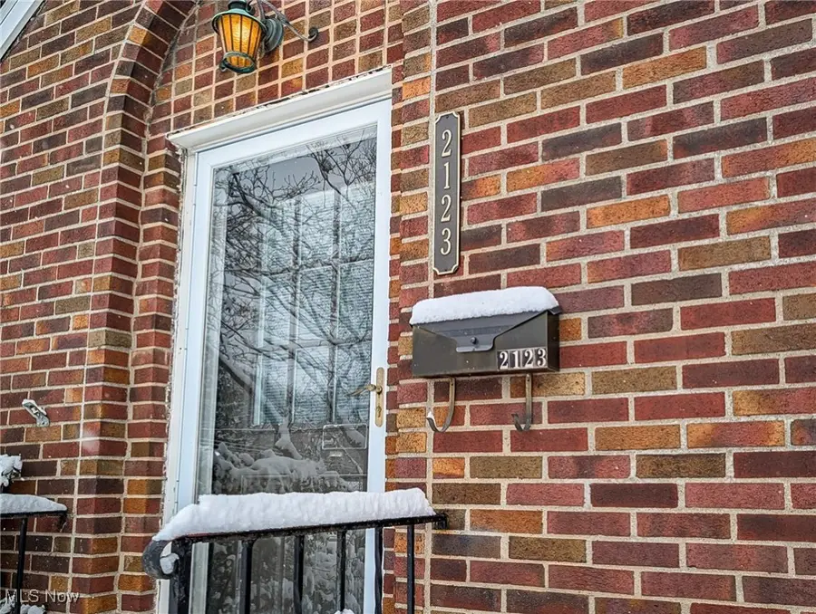 2123 34th Nw Street, Canton, OH 44709 - Image #3