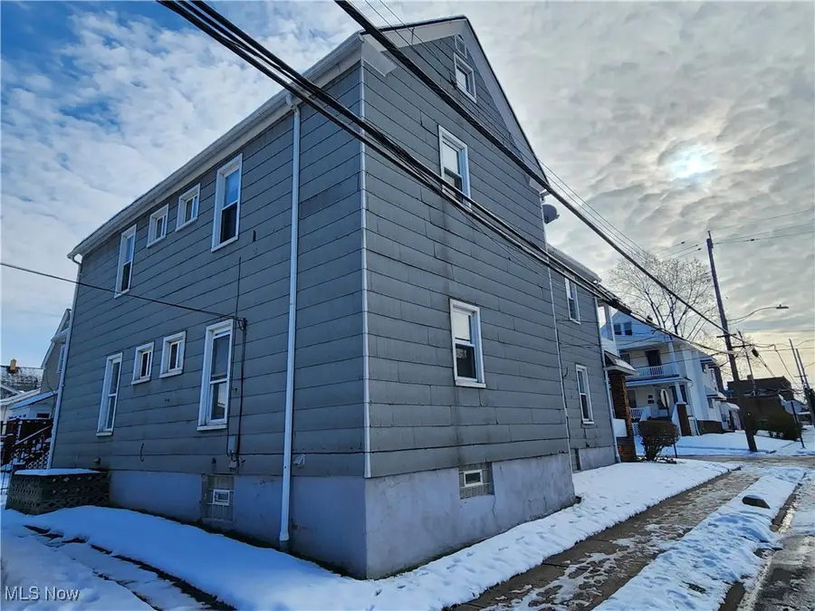 4126 Clybourne Avenue, Cleveland, OH 44109 - Image #3