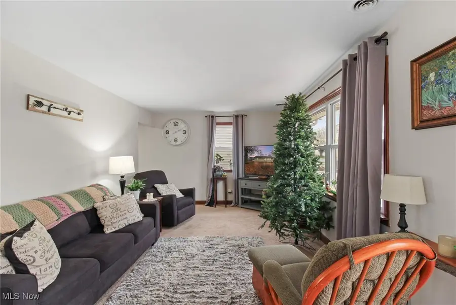 5212 Langfitt Street, Vermilion, OH 44089 - Image #2