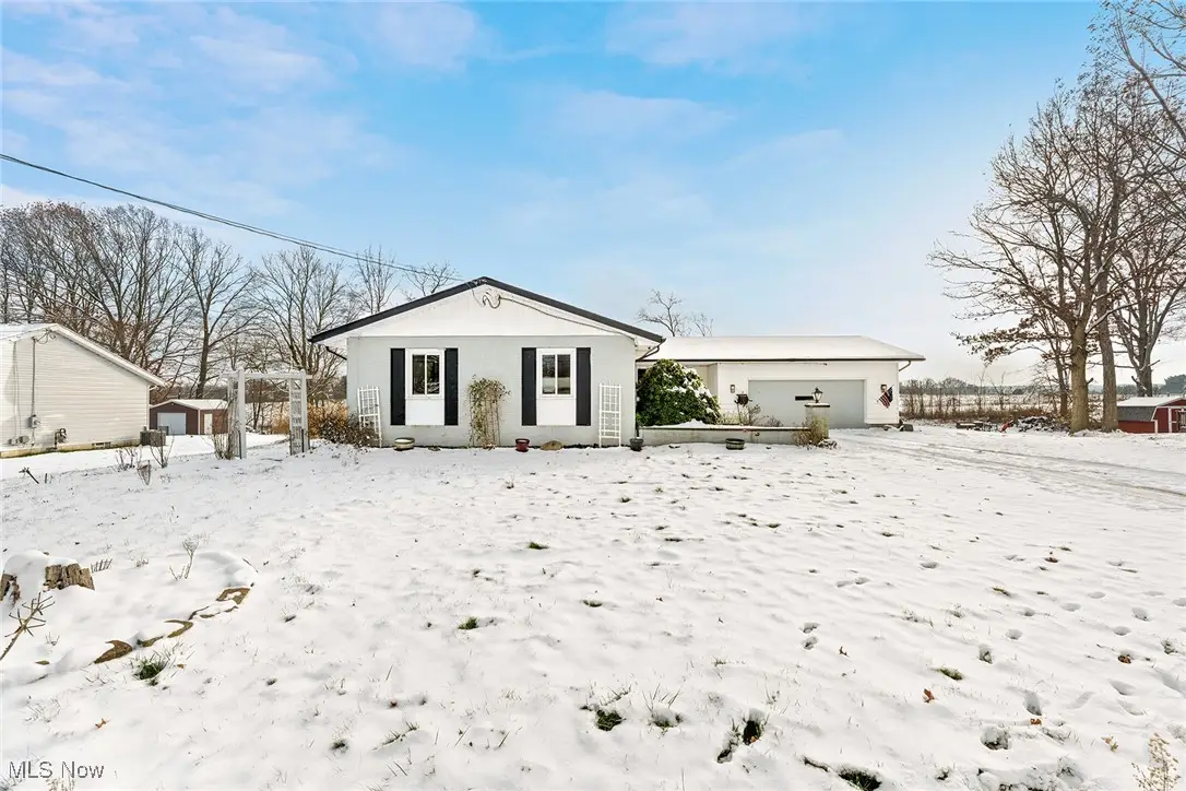 2536 Emmons Drive, New Franklin, OH 44216 - Image #1