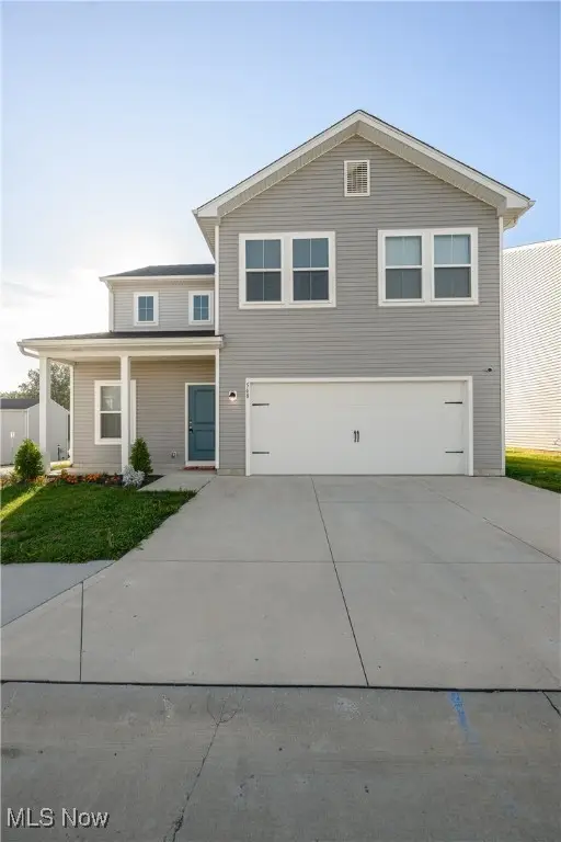 568 Auld Farm Circle, Akron, OH 44320 - Image #1