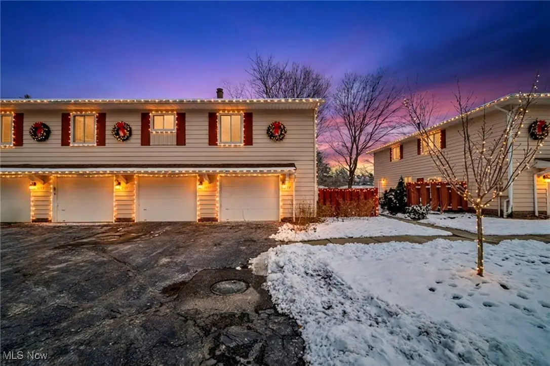 8729 Fox Rest Drive #6-24, Brecksville, OH 44141 - Image #1