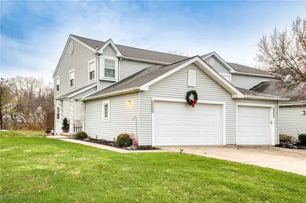 1350 Leeward Lane #D, Willoughby, OH 44094