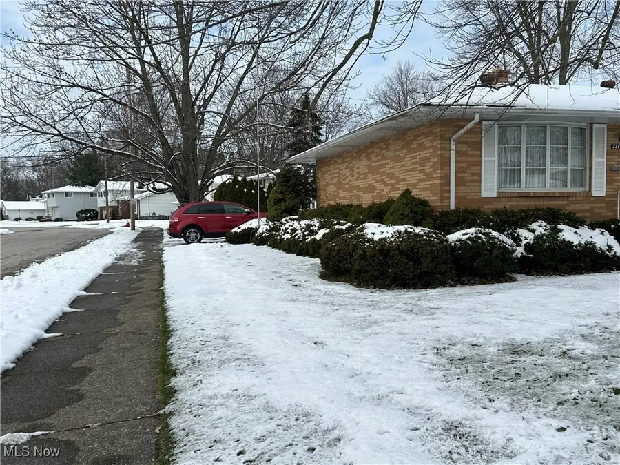 22506 Sharon Lane, Fairview Park, OH 44126 - Image #2