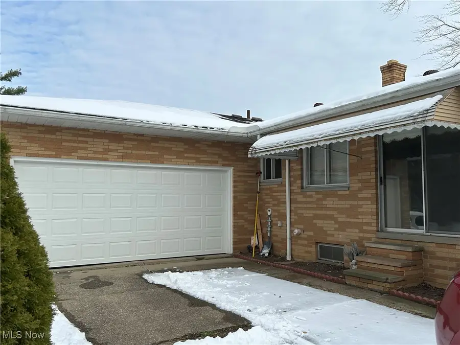 22506 Sharon Lane, Fairview Park, OH 44126 - Image #3