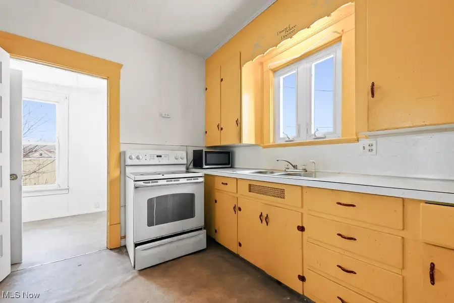 134 11th Street, Alliance, OH 44601 - #3