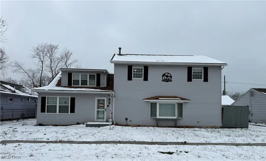 662 Kenilworth Avenue, Sheffield Lake, OH 44050 - Image #2