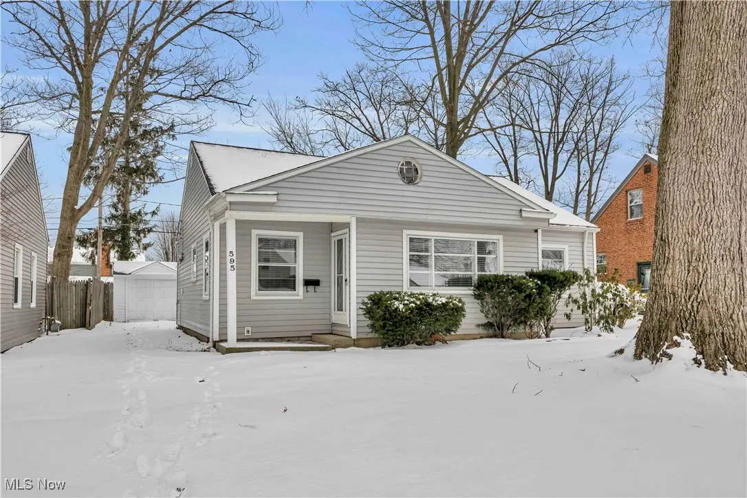 595 Oakmoor Road, Bay Village, OH 44140 - #1