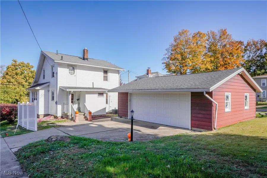 2527 Lincoln Nw Way, Massillon, OH 44647 - Image #2