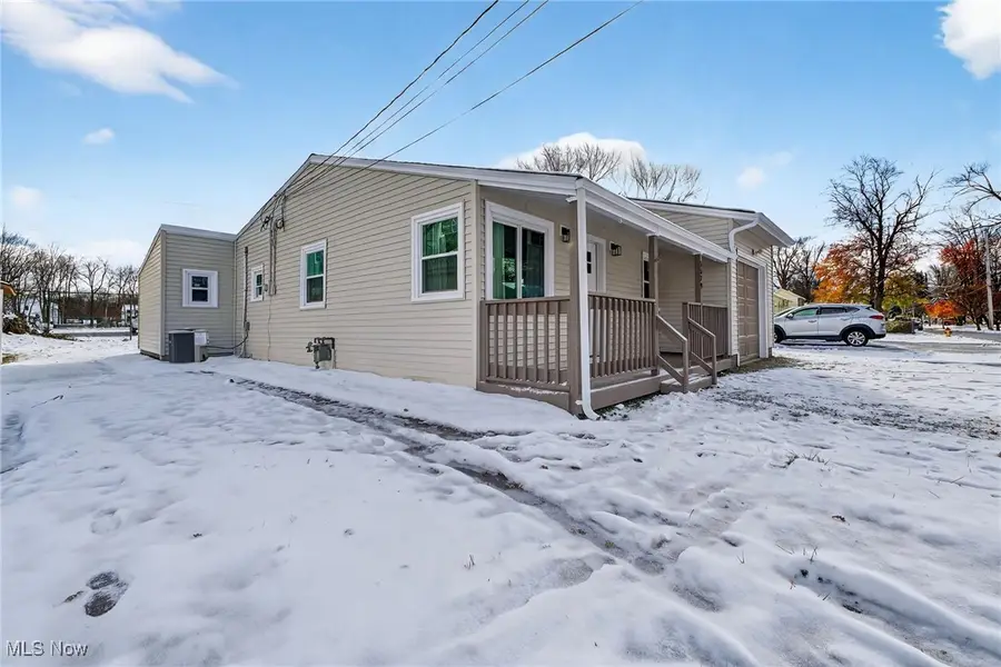 5579 Chagrin Drive, Mentor On The Lake, OH 44060 - Image #2