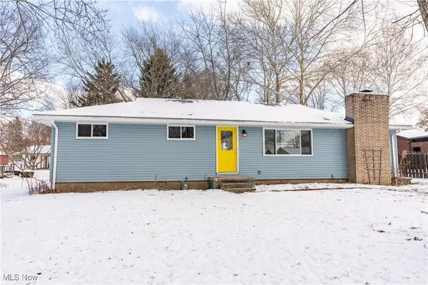 306 Ranowsky N Court, East Canton, OH 44730
