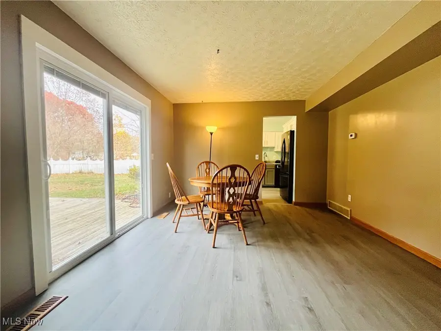 6835 Shelly Drive, Madison, OH 44057 - Image #2