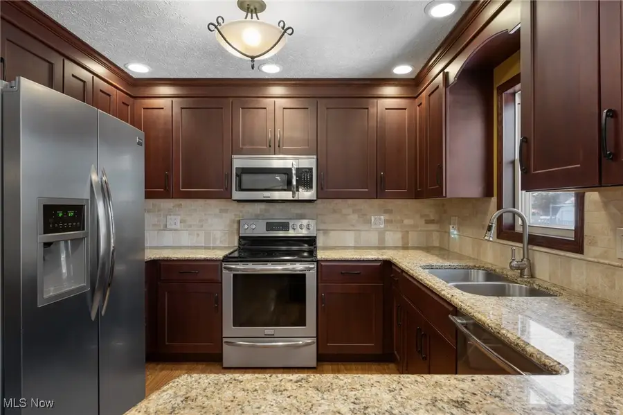 9132 Reed Road, North Ridgeville, OH 44039 - Image #3