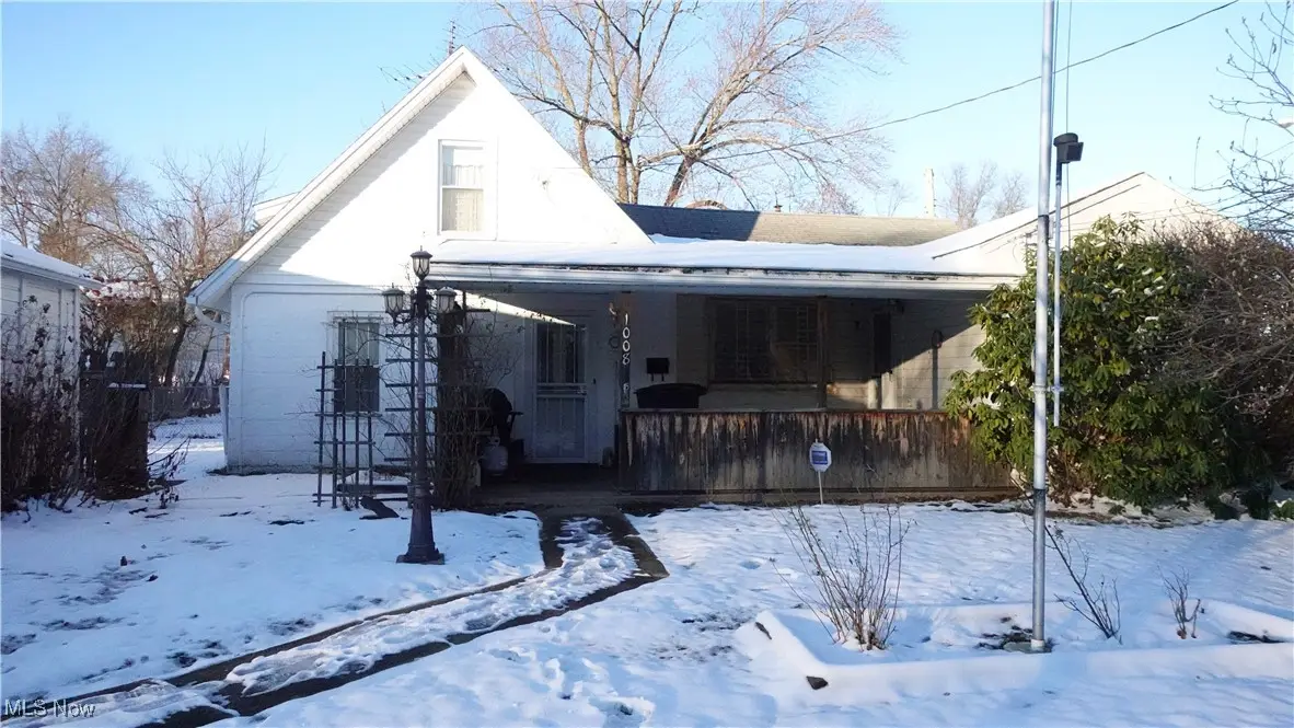 1008 Raymond Nw Street, Warren, OH 44485 - Image #1