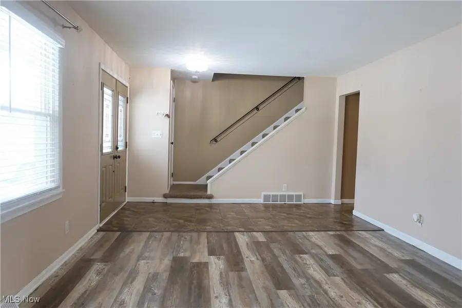 309 Shiawassee Avenue, Fairlawn, OH 44333 - Image #2