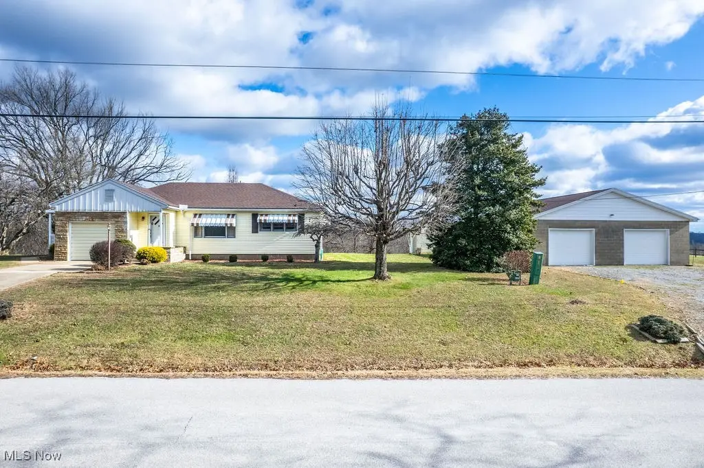 4131 New England Road, Washington, WV 26181 - Image #1