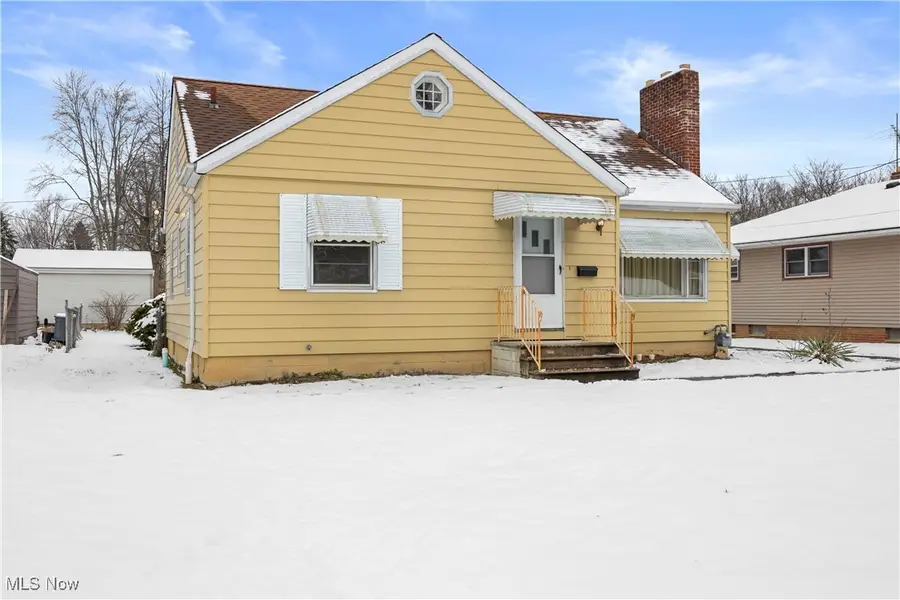 25950 Bagley Road, Olmsted Falls, OH 44138 - Image #2