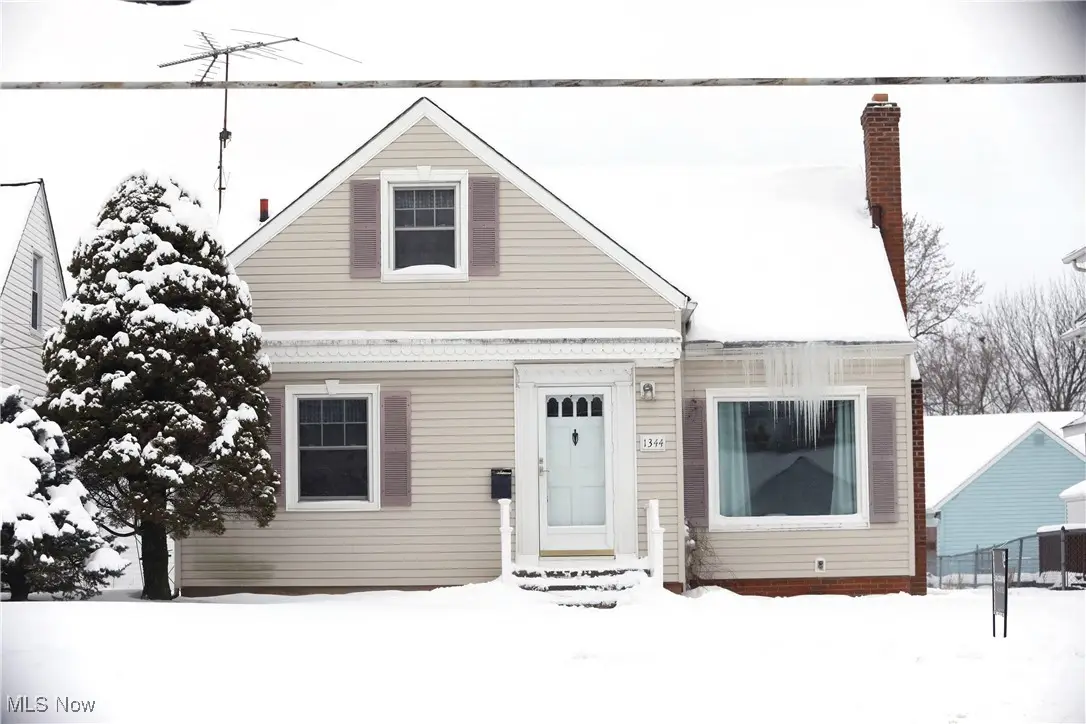 1344 Lander Road, Mayfield Heights, OH 44124 - Image #1