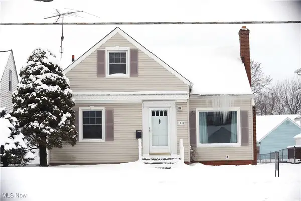 1344 Lander Road, Mayfield Heights, OH 44124