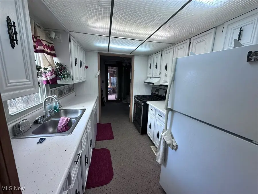 735 Bramblewood Heights Road, Marietta, OH 45750 - Image #2