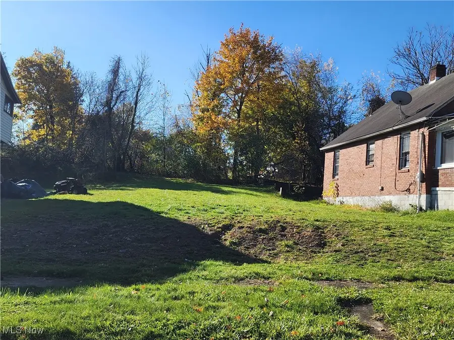 637 Lee Avenue, Youngstown, OH 44502 - Image #3