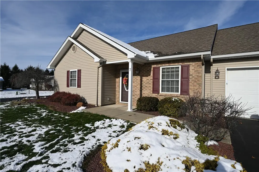 170 Sandy Court #7, New Middletown, OH 44442 - Image #1