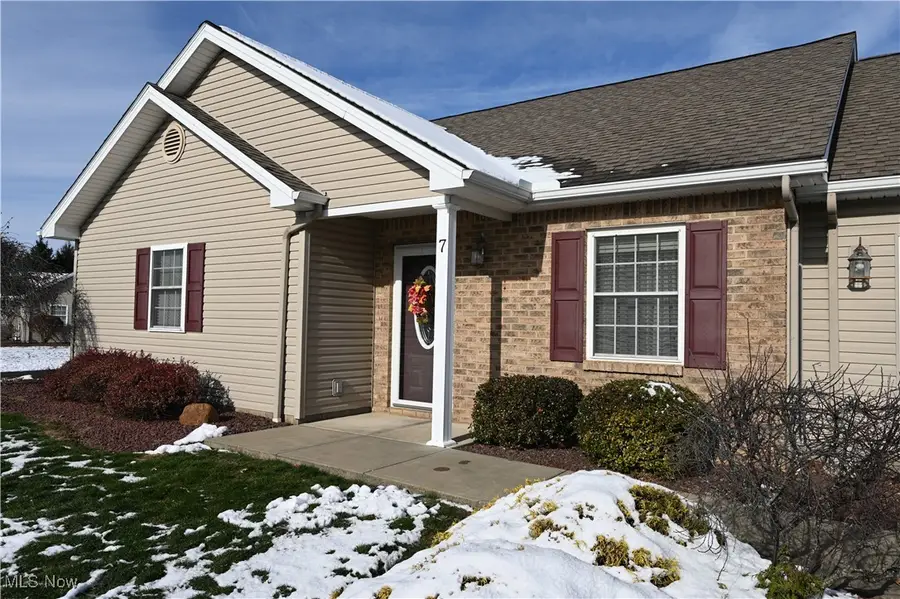 170 Sandy Court #7, New Middletown, OH 44442 - Image #2