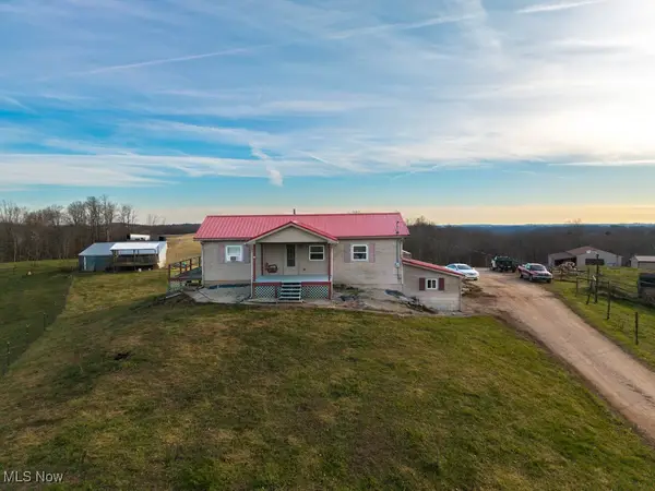 360 E Henniger Road, Lowell, OH 45744