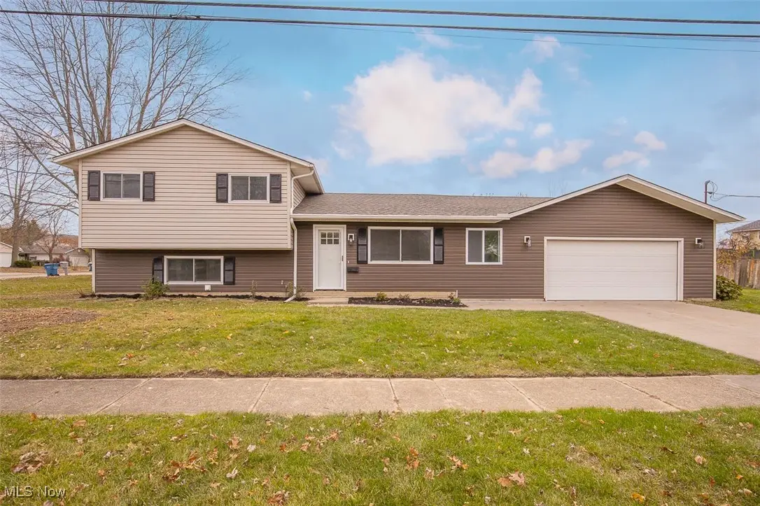 3834 Cambridge Avenue, Lorain, OH 44053 - Image #1