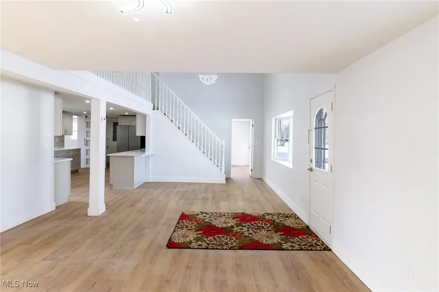 33621 Henwell Road, Columbia Station, OH 44028 - Image #3