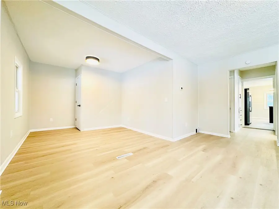 8720 Olde 8 Road, Northfield, OH 44067 - Image #3