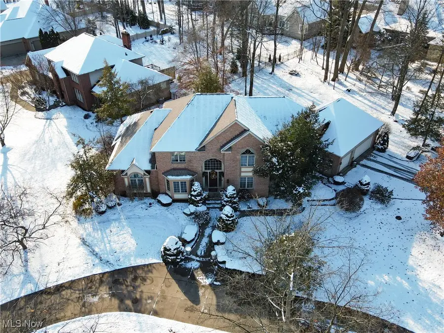 3700 Tamarisk Drive, Akron, OH 44333 - Image #2