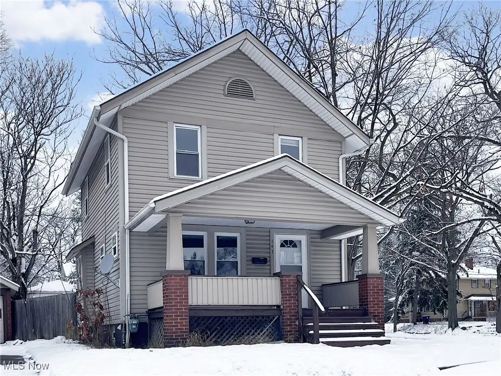 147 Brighton Drive, Akron, OH 44301 - Image #1