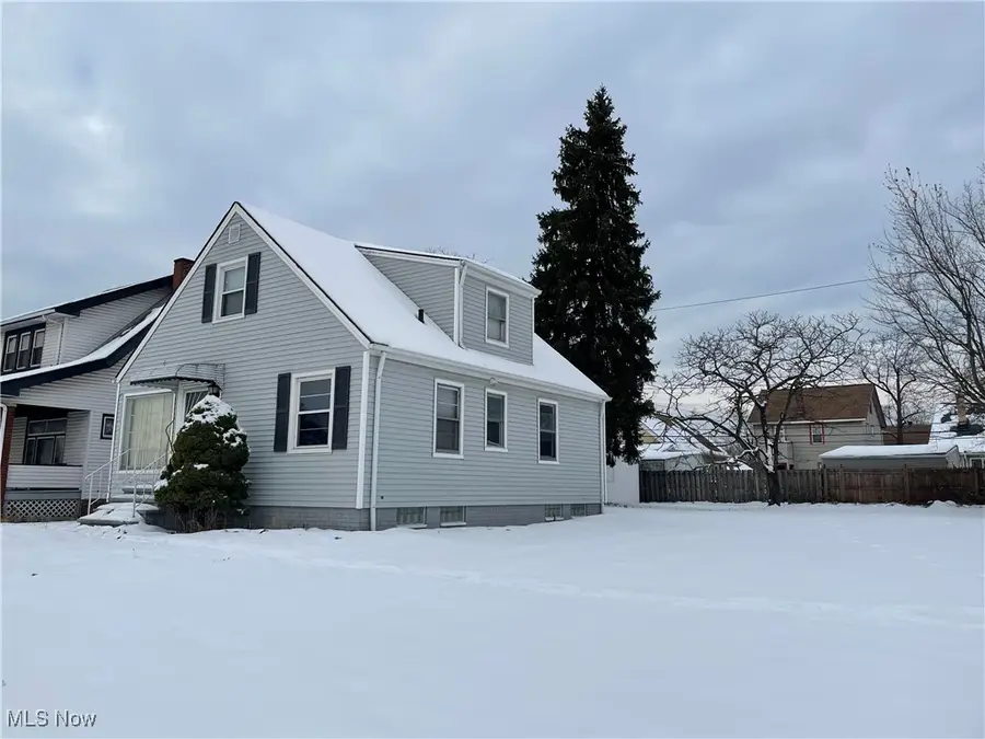 13713 Christine Avenue, Garfield Heights, OH 44105 - Image #3