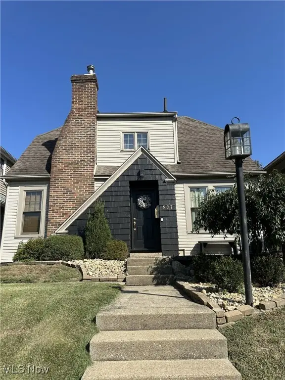 807 Harrison, Cambridge, OH 43725 - Image #1