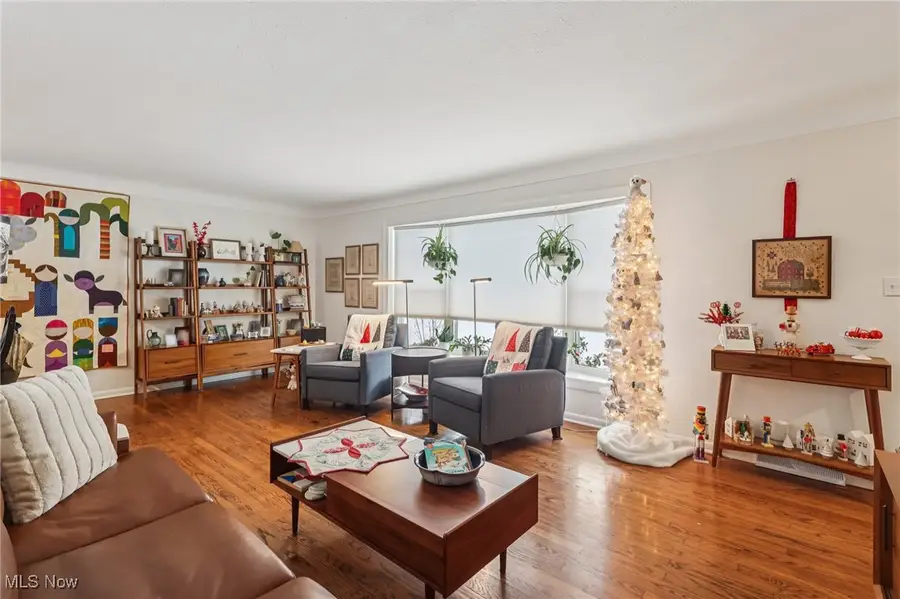 895 Cranbrook Drive, Highland Heights, OH 44143 - Image #2