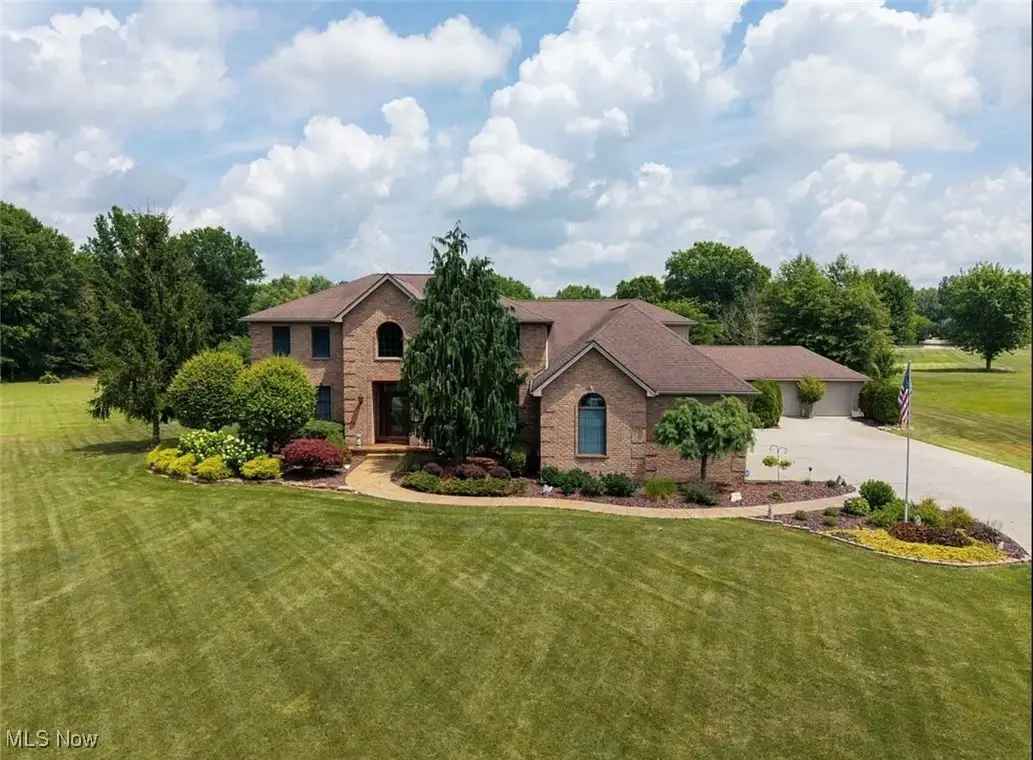 950 Country Manor Lane, North Lima, OH 44452 - Image #1
