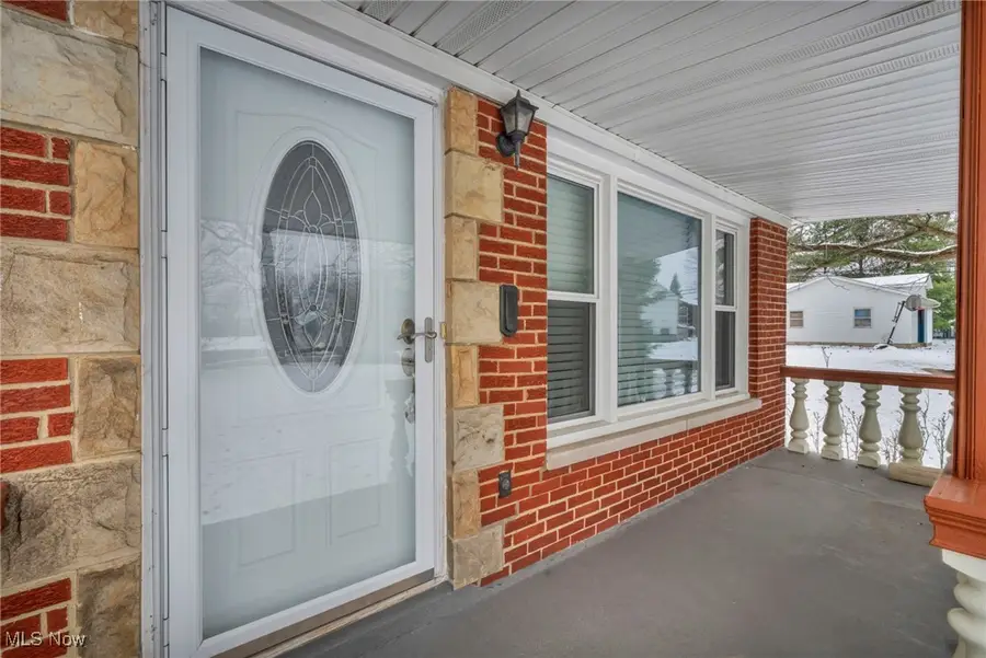 12976 W Pleasant Valley Road, Parma, OH 44130 - Image #3