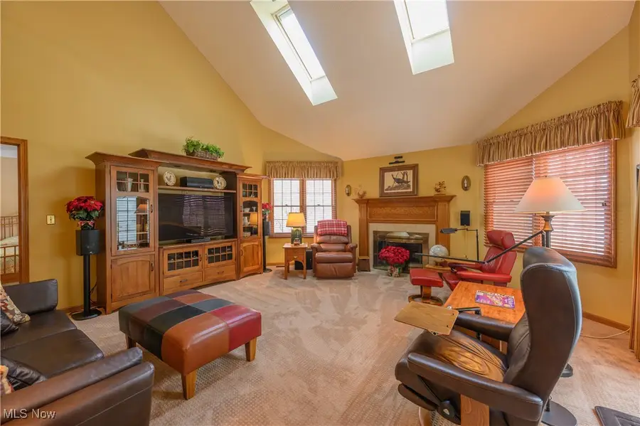 677 Sally Circle, Wadsworth, OH 44281 - Image #3