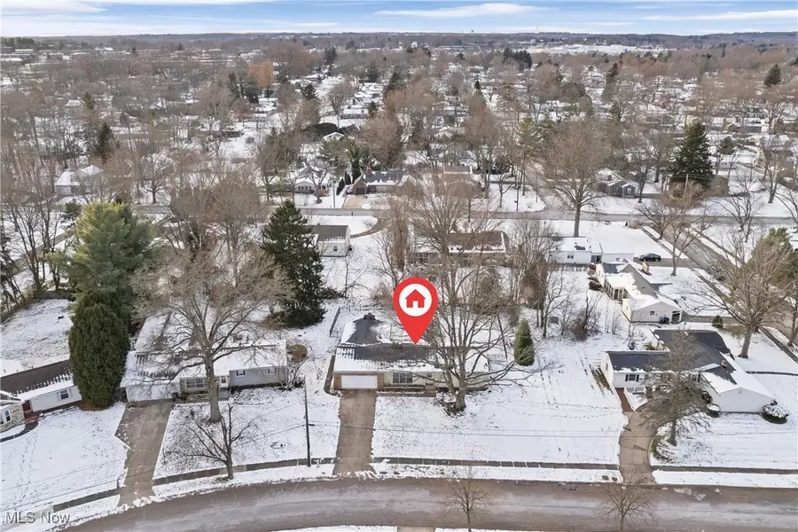 2426 Banbury Road, Akron, OH 44333 - Image #2